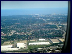 Landing on Toronto Pearson Airport 06